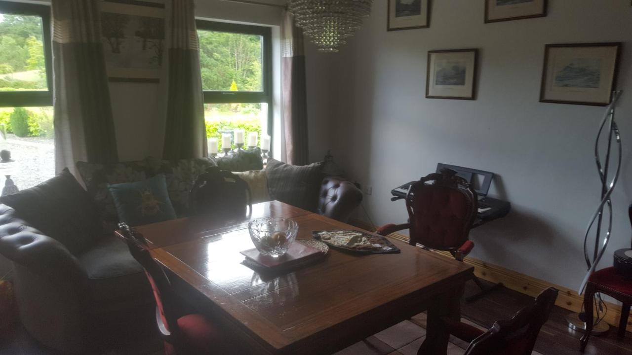 Pat'S Place Lejlighed Ballaghaderreen Eksteriør billede